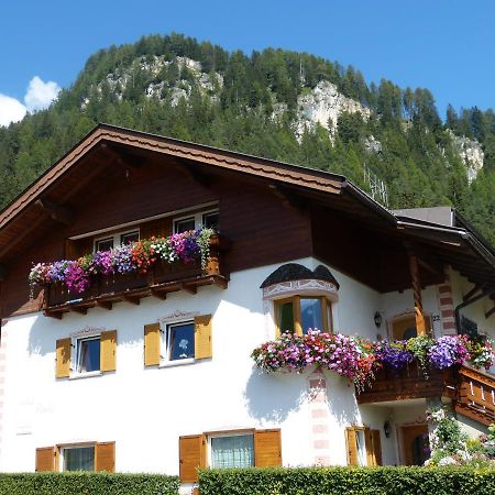 Cesa Paula Lägenhet Selva di Val Gardena Exteriör bild